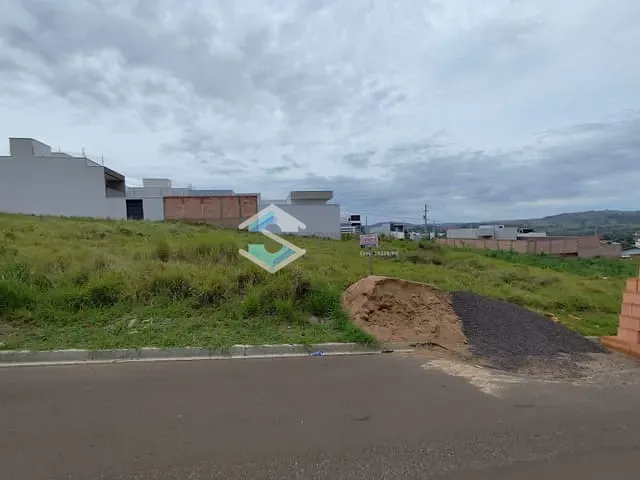 Terreno com 270m², à venda, no bairro CAMPO BELO 2 em Jacarezinho
