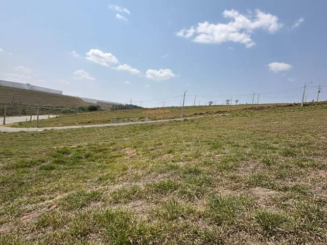 Terreno com 215m², à venda, no bairro Mirante Do Matão em Extrema