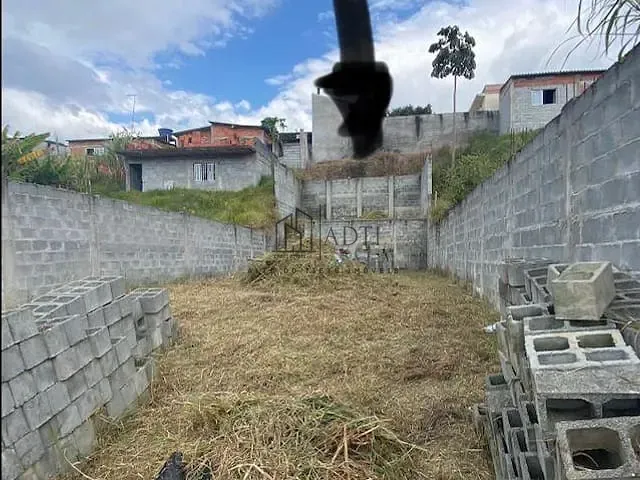Terreno com 240m², à venda, no bairro Vila São Paulo em Mogi das Cruzes