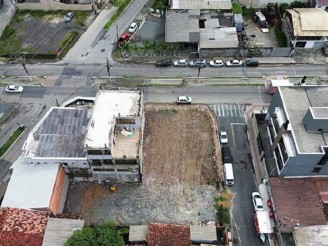 Terreno com 330m², à venda, no bairro São Vicente em Itajaí