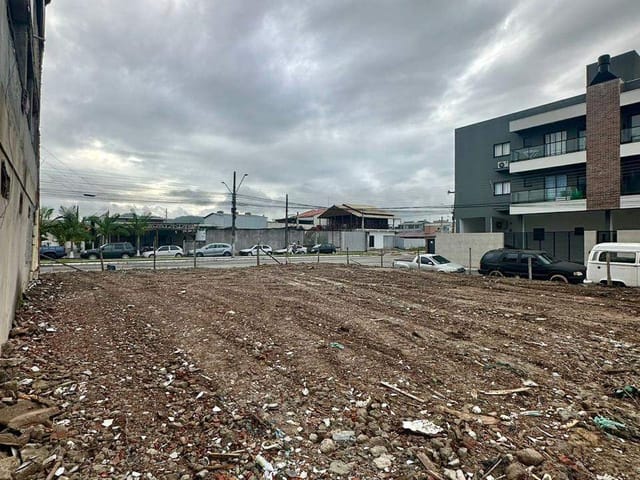 Terreno com 330m², à venda, no bairro São Vicente em Itajaí