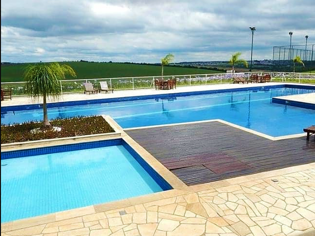 Terreno com 300m², à venda, no bairro Jardim Carvalho em Ponta Grossa
