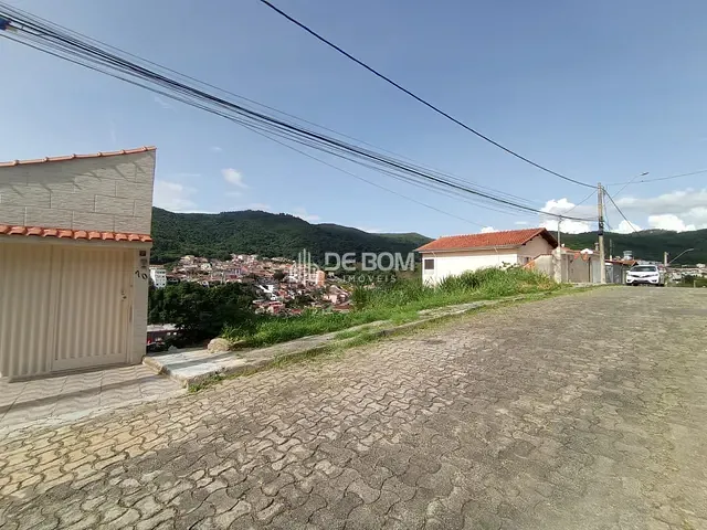 Terreno com 358m², à venda, no bairro Bem Bastos em Poços de Caldas