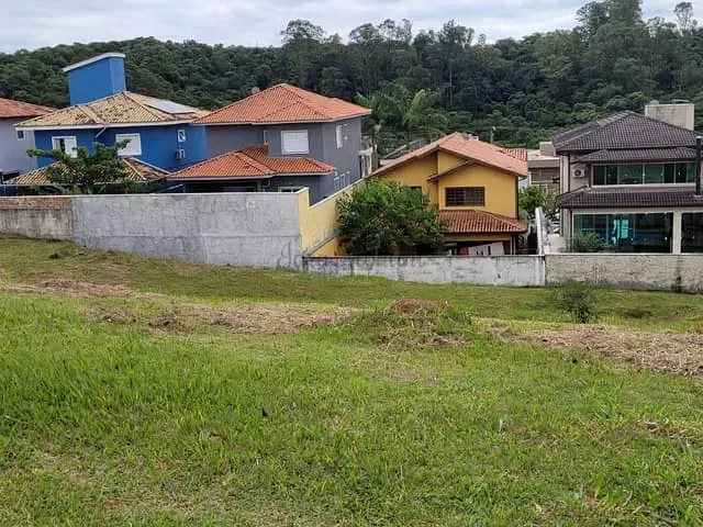 Terreno com 500m², à venda, no bairro Jardim Caiapiá em Cotia