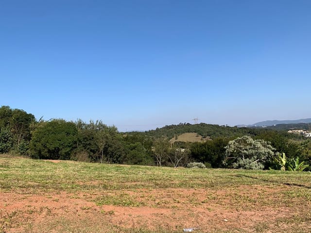 Terreno com 523m², à venda, no bairro Engenho Seco em Louveira
