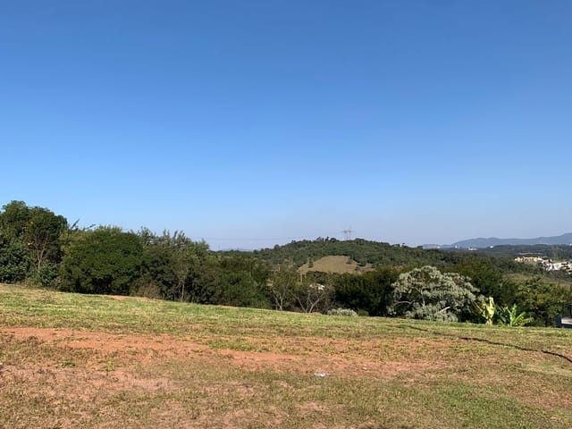 Terreno com 523m², à venda, no bairro Engenho Seco em Louveira
