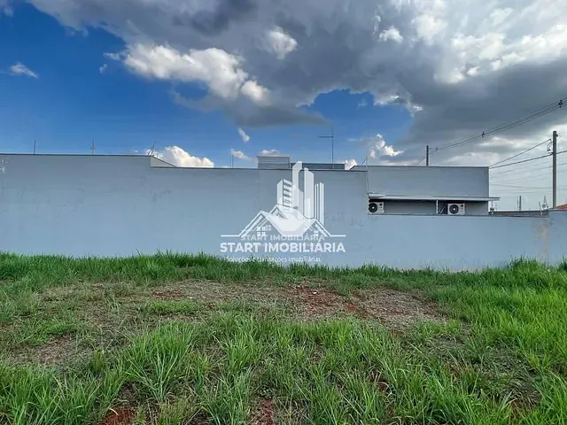 Terreno com 242m², à venda, no bairro Condomínio Residencial Alegro em Pederneiras