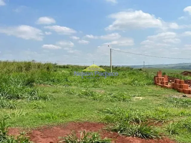 Terreno com 151m², à venda, no bairro Loteamento Sitio Sao Jose em Capivari