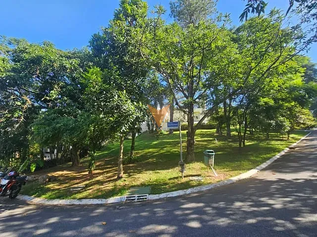 Terreno com 407m², à venda, no bairro Alphaville em Santana de Parnaíba