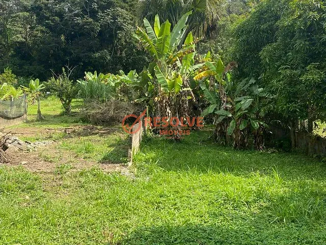 Terreno com 1000m², à venda, no bairro Parque Agrinco em Guararema