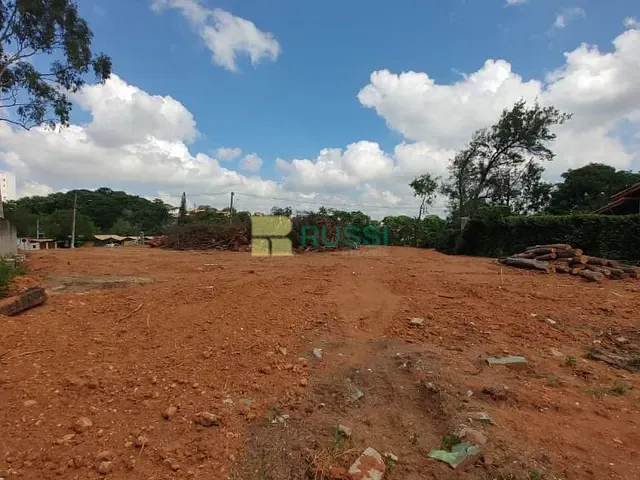 Terreno com 1690m², à venda, no bairro Jardim Uirá em São José dos Campos