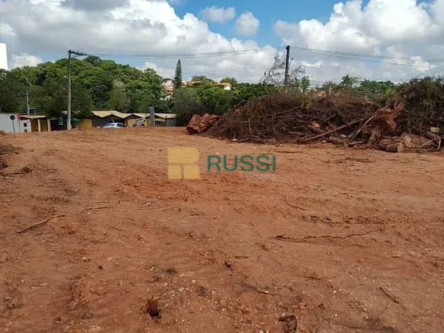 Terreno com 1690m², à venda, no bairro Jardim Uirá em São José dos Campos