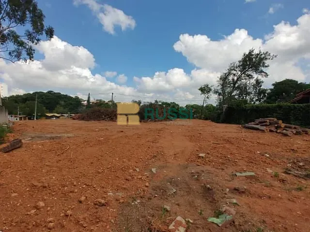 Terreno com 1690m², à venda, no bairro Jardim Uirá em São José dos Campos