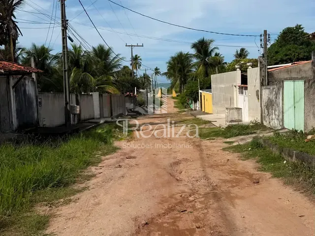 Terreno com 600m², à venda, no bairro Olivença em Ilhéus
