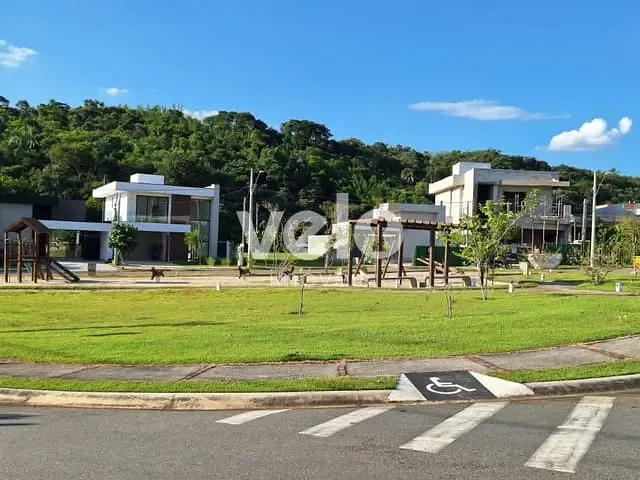 Terreno com 287m², à venda, no bairro Loteamento Residencial Fazenda Casa Grande em Taubaté