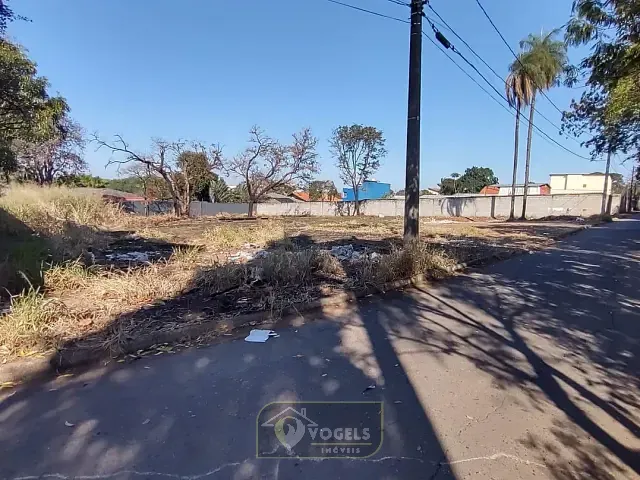 Terreno com 1579m², à venda, no bairro Roseira de Cima em Jaguariúna