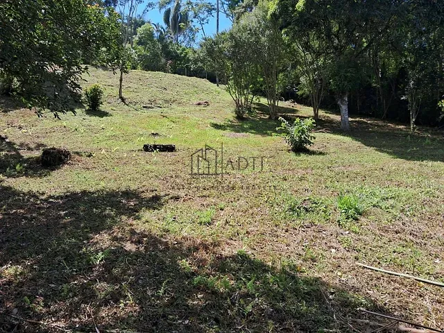 Terreno com 2400m², à venda, no bairro Pomar do Carmo em Biritiba-Mirim