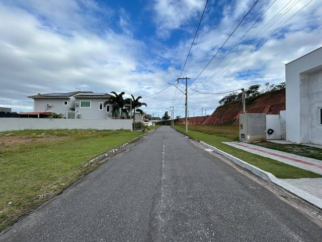 Terreno com 362m², à venda, no bairro Inoã (Inoã) em Maricá