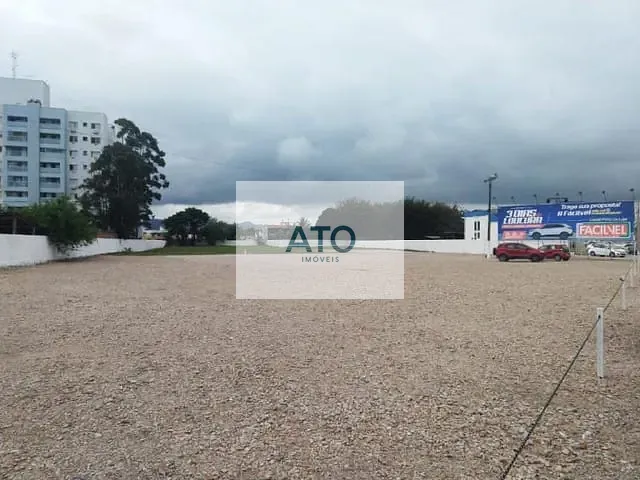 Terreno com 7300m², à venda, no bairro Centro em Tijucas