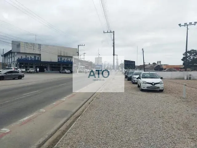Terreno com 7300m², à venda, no bairro Centro em Tijucas