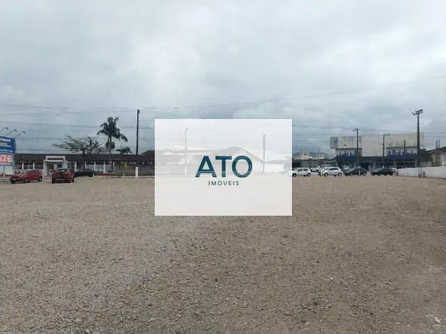 Terreno com 7300m², à venda, no bairro Centro em Tijucas