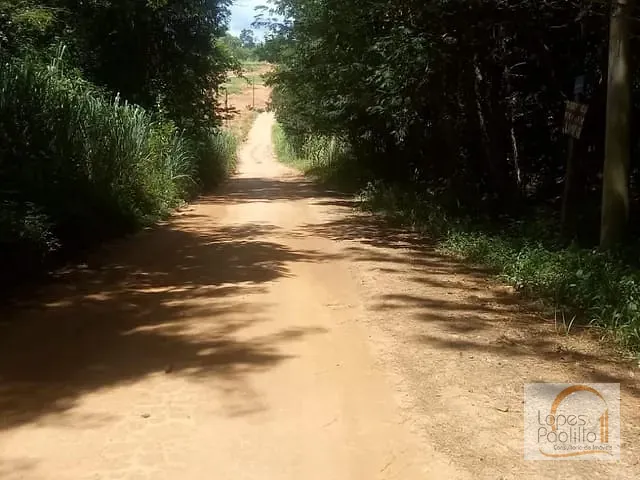 Terreno com 752m², à venda, no bairro Marmeleiro em Atibaia