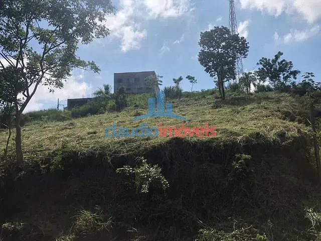 Terreno à venda, no bairro Roma em Volta Redonda