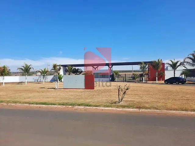 Terreno com 300m², à venda, no bairro Recreio Jardim Dalva em Porto Ferreira