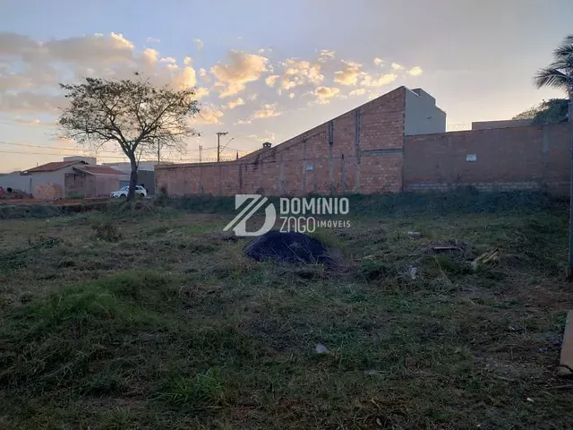 Terreno com 255m², à venda, no bairro Jardim Maracanã em Uberaba