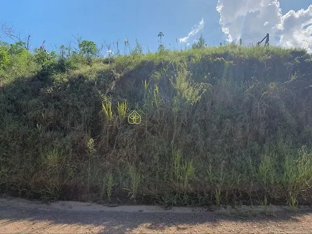 Terreno com 1100m², à venda, no bairro Penedo em Penedo