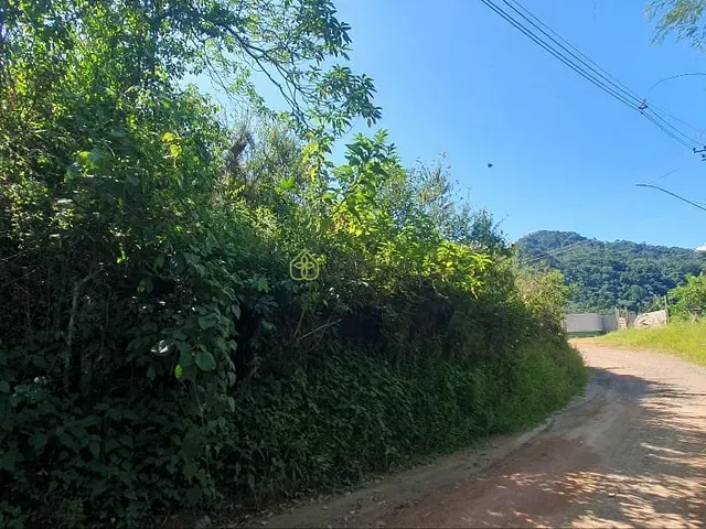 Terreno com 1100m², à venda, no bairro Penedo em Penedo