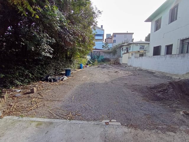 Terreno com 380m², para alugar, no bairro Centro em Nova Prata