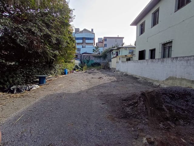 Terreno com 380m², para alugar, no bairro Centro em Nova Prata