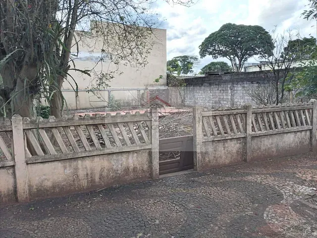 Terreno com 400m², à venda, no bairro Centro em Rolândia