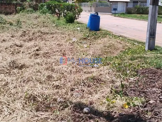 Terreno com 700m², à venda, no bairro Olivença em Ilhéus