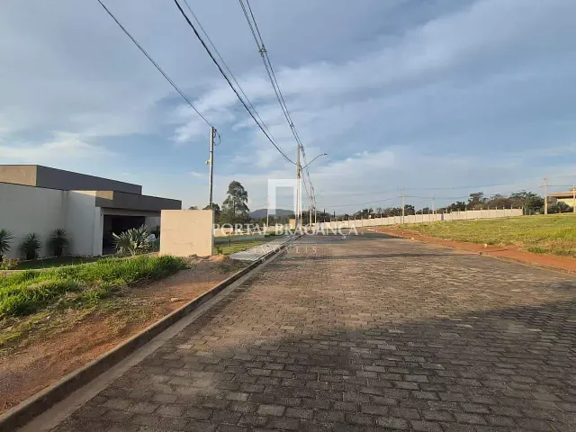 Terreno com 1000m², à venda, no bairro Cidade Planejada II em Bragança Paulista