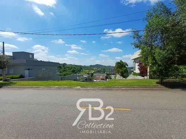 Terreno com 800m², à venda, no bairro Monte Alegre em Vinhedo