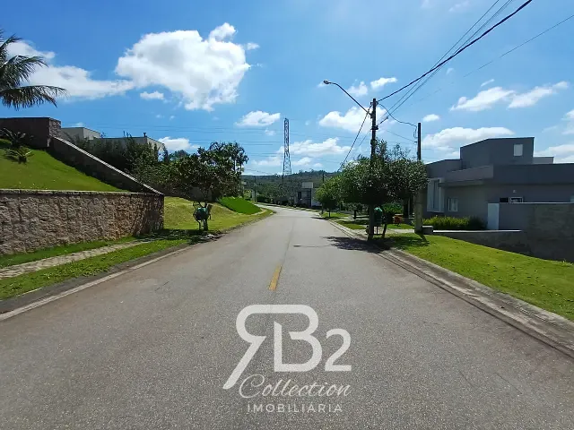 Terreno com 800m², à venda, no bairro Monte Alegre em Vinhedo