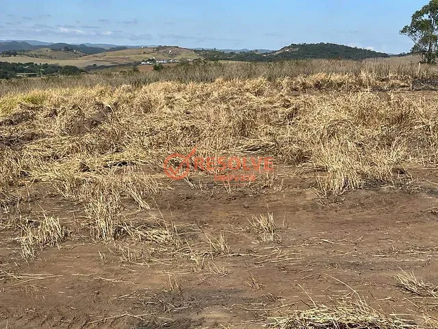 Terreno com 2000m², à venda, no bairro Parque Agrinco em Guararema