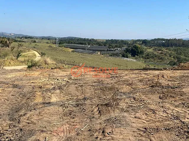 Terreno com 2000m², à venda, no bairro Parque Agrinco em Guararema