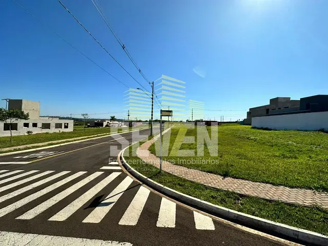 Terreno com 402m², à venda, no bairro Residencial Avila I em Piratininga