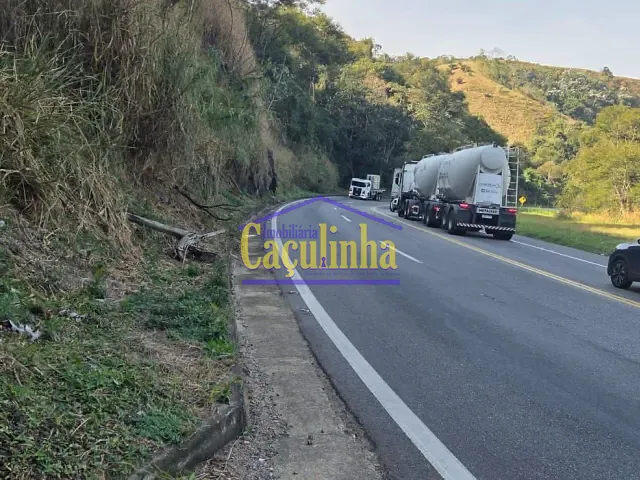 Terreno com 6835m², à venda, no bairro Belvedere da Taquara em Barra do Piraí