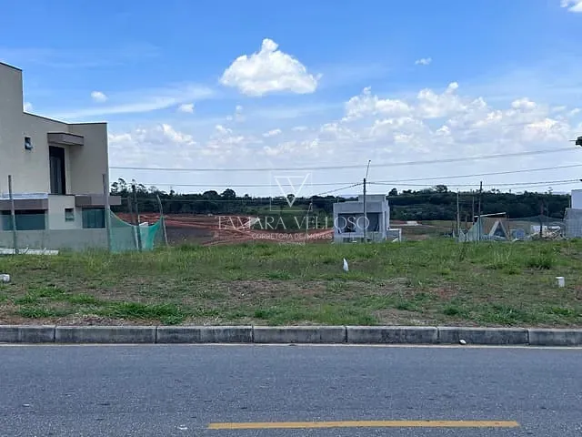 Terreno com 242m², à venda, no bairro Porteira Preta em Mogi das Cruzes