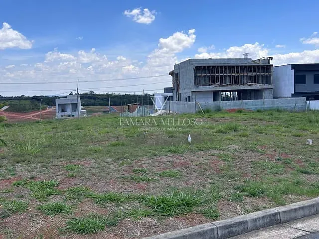 Terreno com 242m², à venda, no bairro Porteira Preta em Mogi das Cruzes