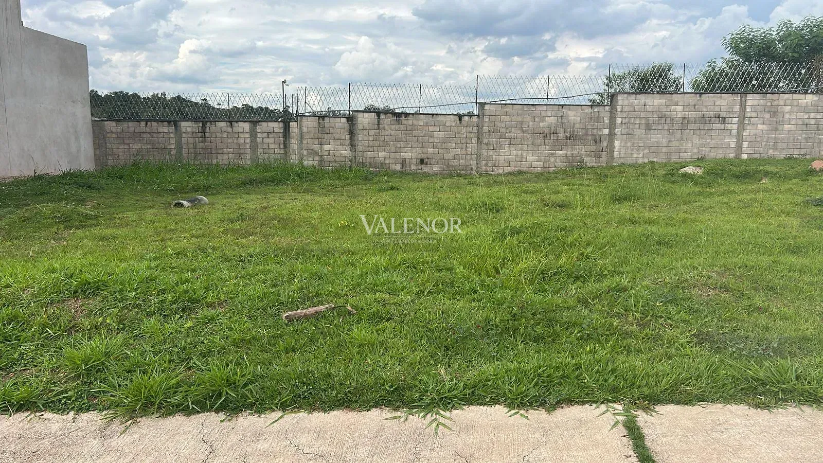 Terreno, 169 m² - Foto 1