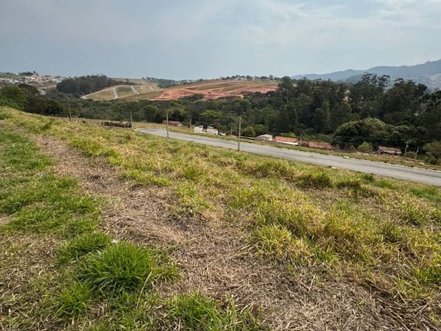 Terreno com 200m², à venda, no bairro Ponte Nova em Extrema