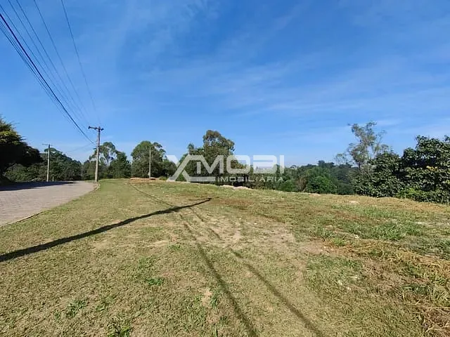 Terreno com 7500m², à venda, no bairro Ivoturucaia em Jundiaí