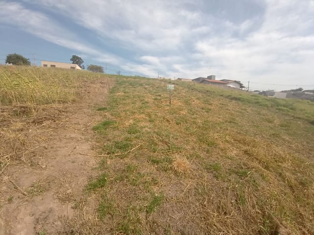 Terreno com 360m², à venda, no bairro Loteamento Portal da Aliança em São João da Boa Vista
