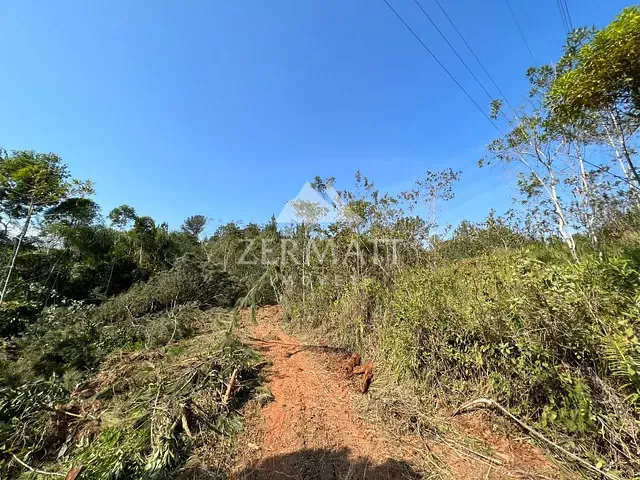 Terreno com 8000m², à venda, no bairro Belchior Baixo em Gaspar