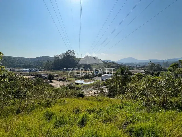 Terreno com 8000m², à venda, no bairro Belchior Baixo em Gaspar